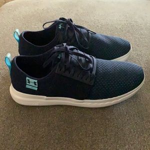 Under Armour Charged 257